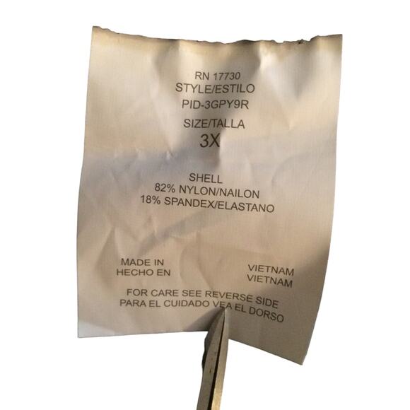 New Target Pride Rashguard adult swim top 3X - Picture 3 of 6